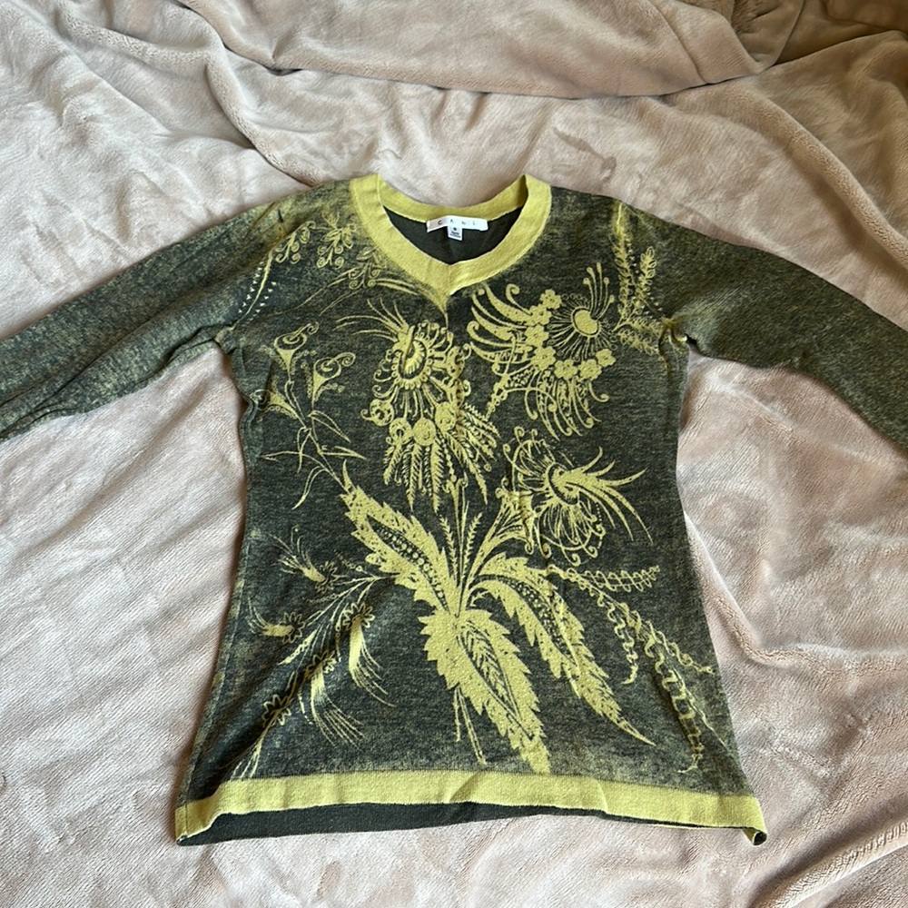 Grey and yellow long sleeved shirt